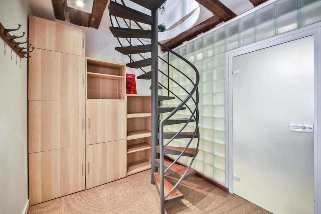 Typical Parisian Duplex#4Pers#Le Marais Lägenhet Exteriör bild